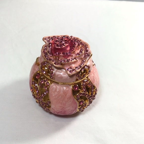 Accents | Beautiful Rose Secret Box | Poshmark